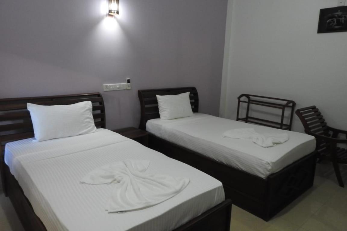 Yala Safari Village Maha Akurugoda Екстер'єр фото